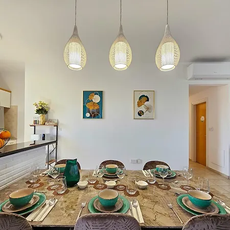 Aphrodites Pearl Luxury 3 Bed Paphos