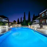 Daire Aphrodites Pearl Luxury 3 Bed *