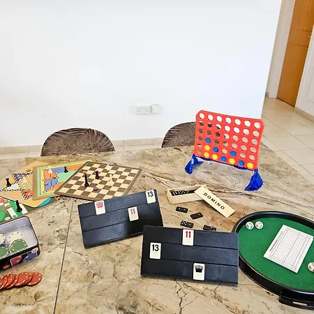 Aphrodites Pearl Luxury 3 Bed Apartamento *